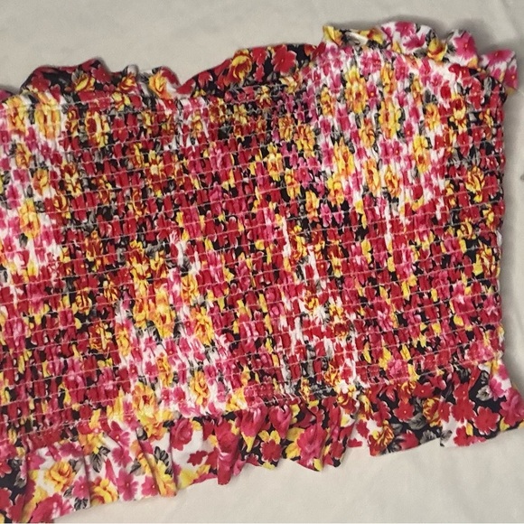 Other - Floral Smocked Tube Top
